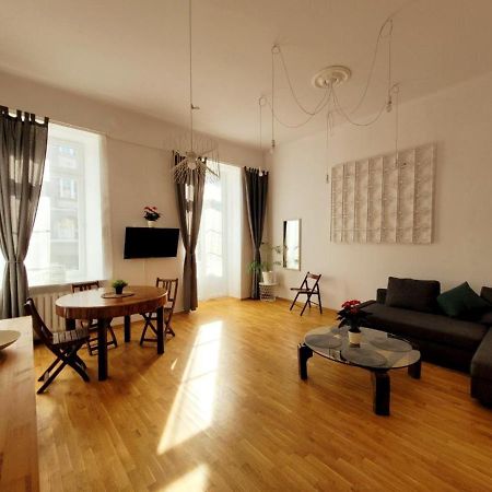 Przytulne Apartamenty W Centrum Warszawy Lok 2 Warschau Exterior foto