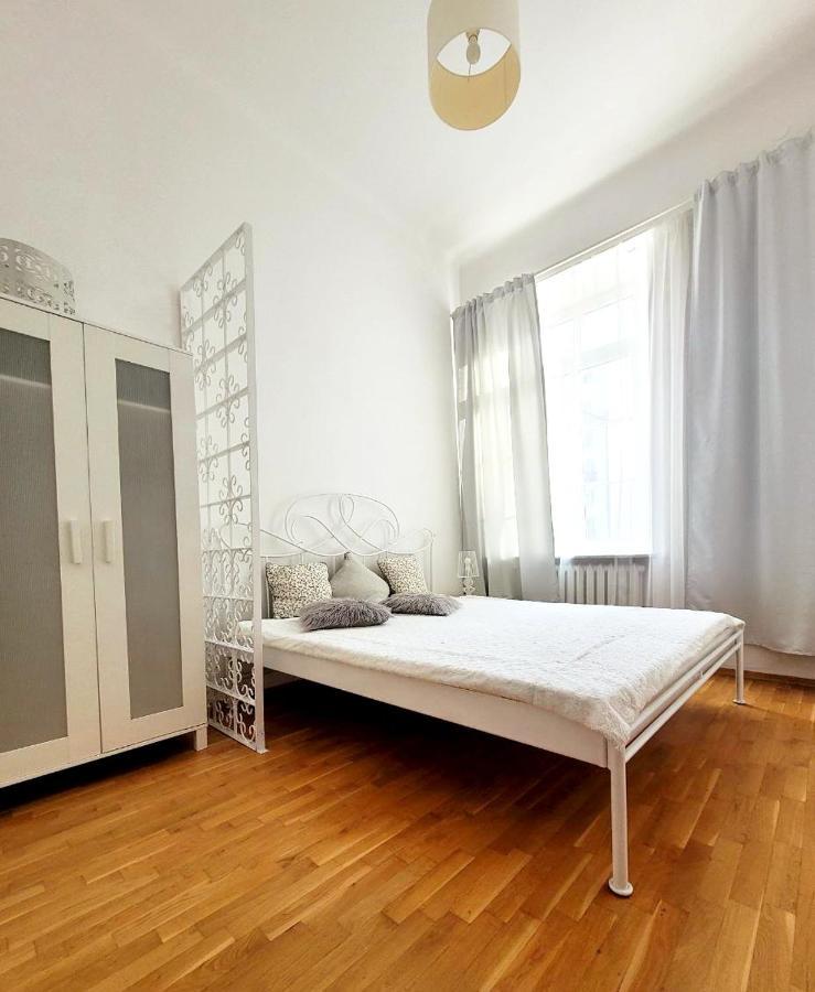 Przytulne Apartamenty W Centrum Warszawy Lok 2 Warschau Exterior foto