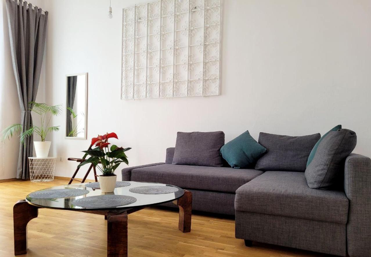 Przytulne Apartamenty W Centrum Warszawy Lok 2 Warschau Exterior foto